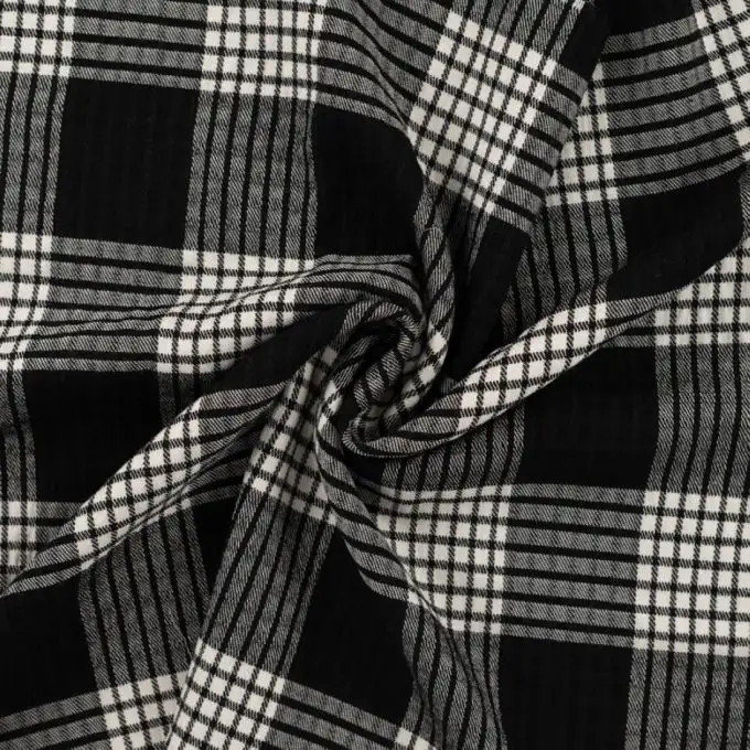 Tessuto twill viscosa elasticizzato stampato tartan nero bianco