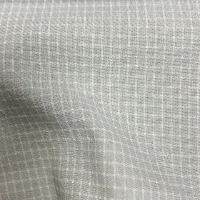 Tessuto cotone poliestere piccoli quadretti verde acqua