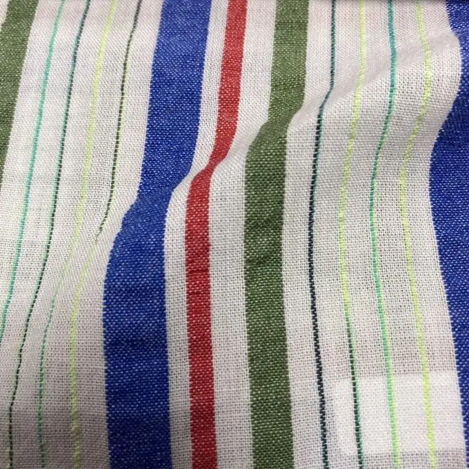 Tessuto di cotone leggero a righe blu verde rosso