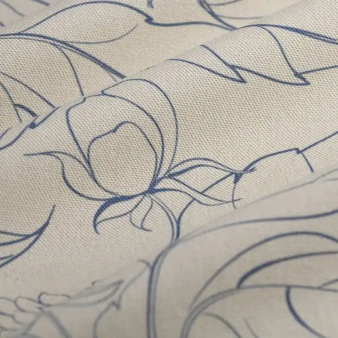 Tessuto pesante floreale bianco blu