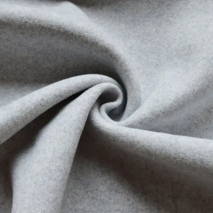 Tessuto morbido feltro grigio pesante sedile