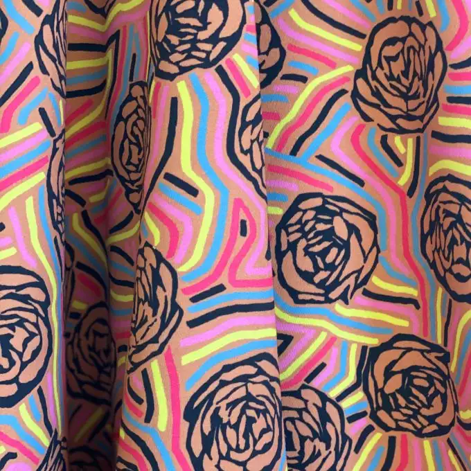 THICK ROSES MARRONE PANAMA TOILE AL METRO