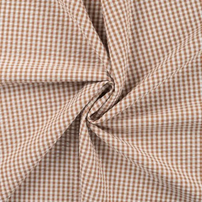 Tessuto seersucker stampato mini vichy marrone