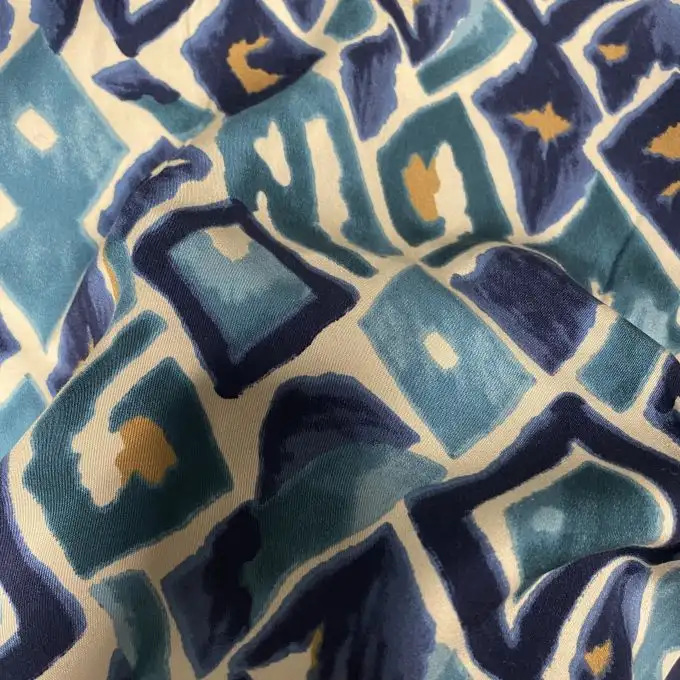 Tessuto satin viscosa stampato quadri fantasia blu denim