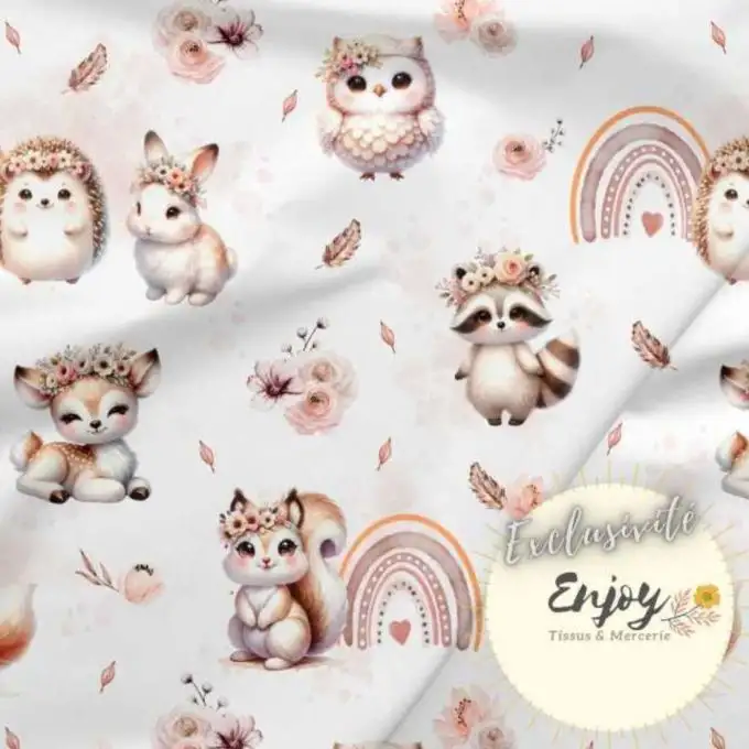 Cotone Premium 100% Animali della Foresta Boho rosa venduto al metro