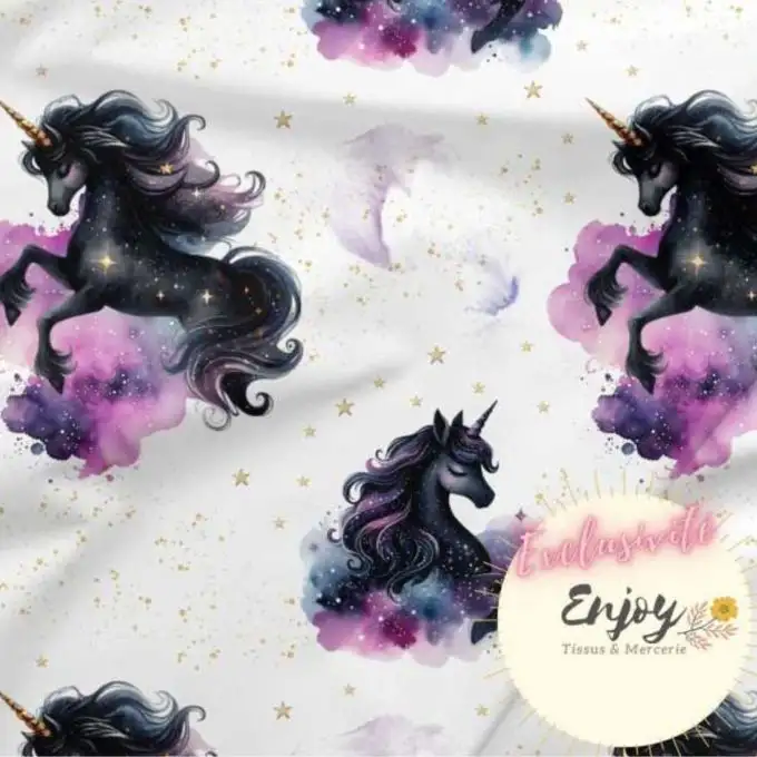 Jersey Tessuto Animali Unicorno Nero Viola venduto al metro