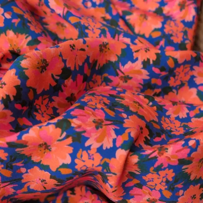 Tessuto viscosa fiori fiamme - Lise Tailor