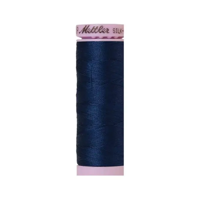 Bobina di filo mettler silk finish cotone 150m blu marino col. 0823