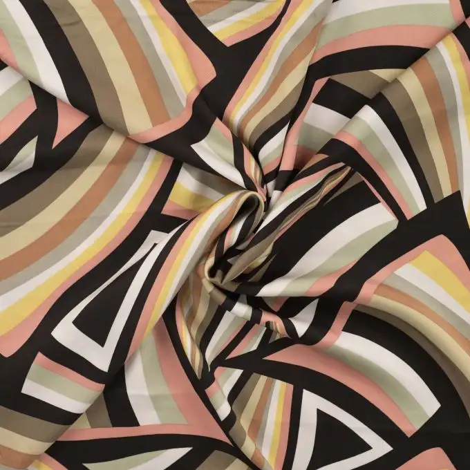 Tessuto satin viscosa stampato pucci verde