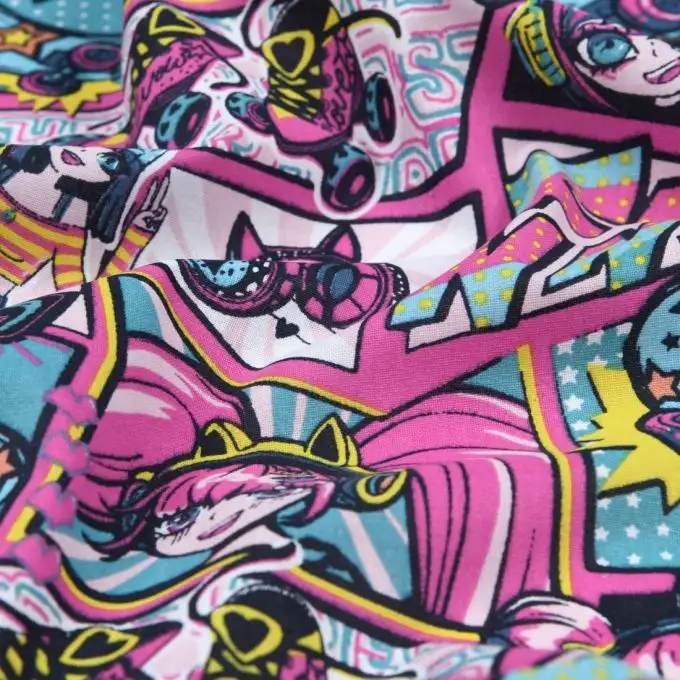 Tessuto cretonne stampato fumetti giapponesi fucsia