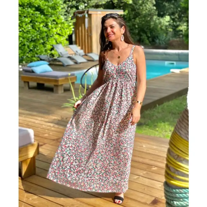 Modello Léora abito donna dal 38 al 52 - Clématisse Pattern