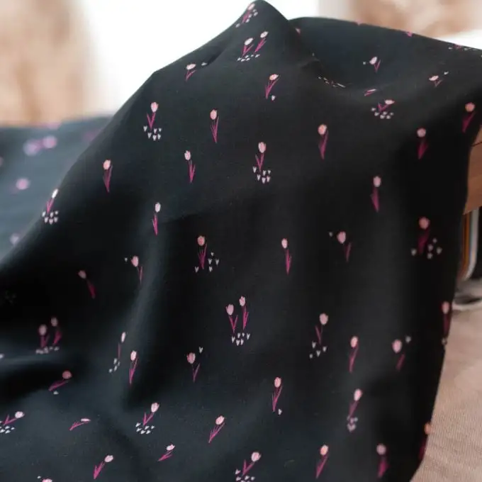 Tessuto viscosa Bloom Everyday nero - Lise Tailor