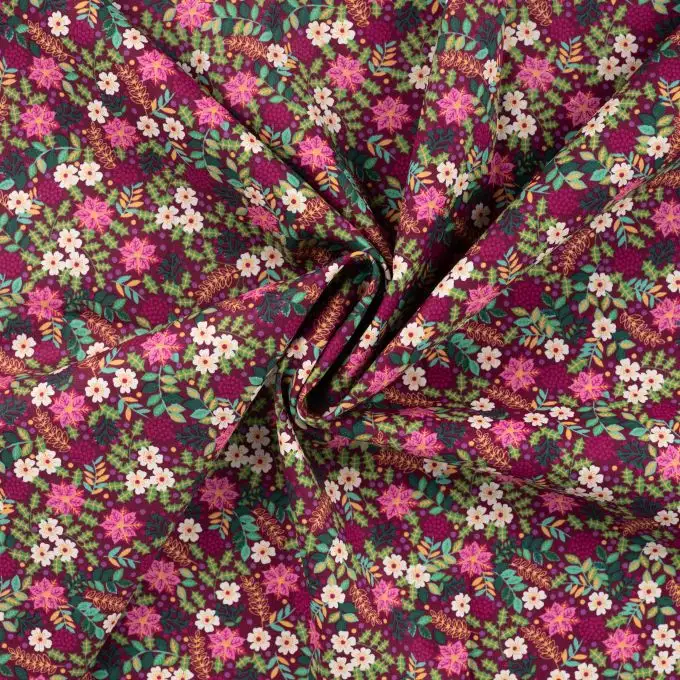 Tessuto cotone natalizio fiori invernali rosa e tocco dorato