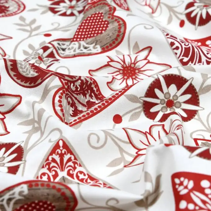 Tessuto cretonne stampato multi cuore rosso