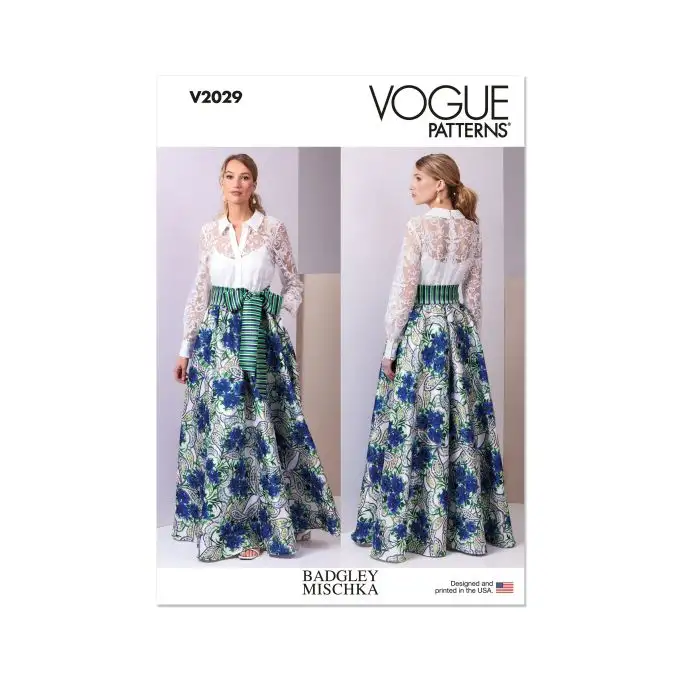 Modello Vogue V2029B5 Donna Abito spacco 36 a 44