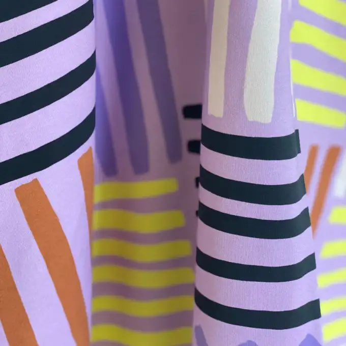 BAUHAUS MAUVE TESSUTO IMPERMEABILE AL METRO