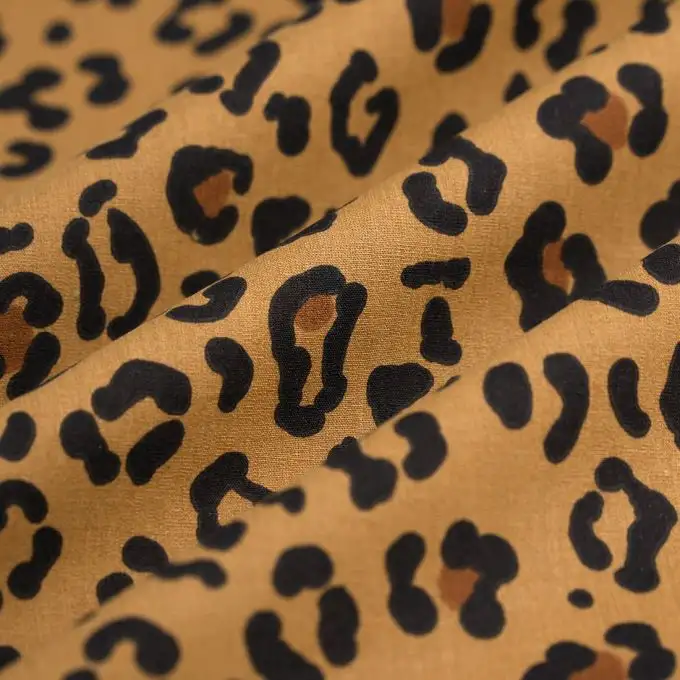 Tessuto cretonne leopardato marrone