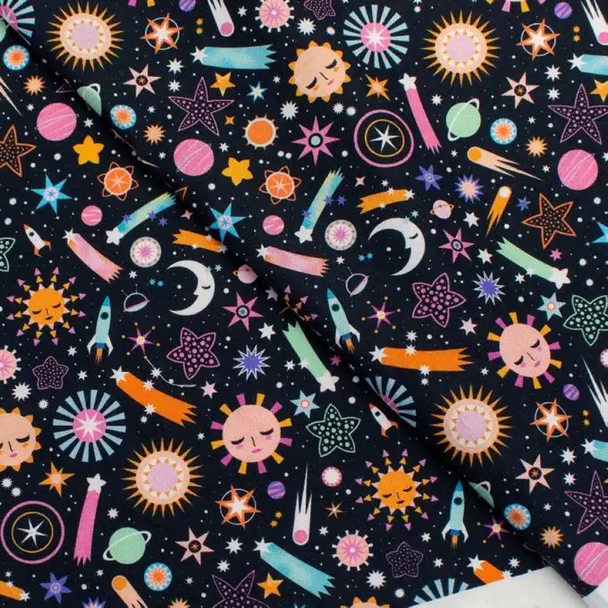 Tessuto popeline cotone nero stampato universo cosmico cosmic cowboy - dashwood