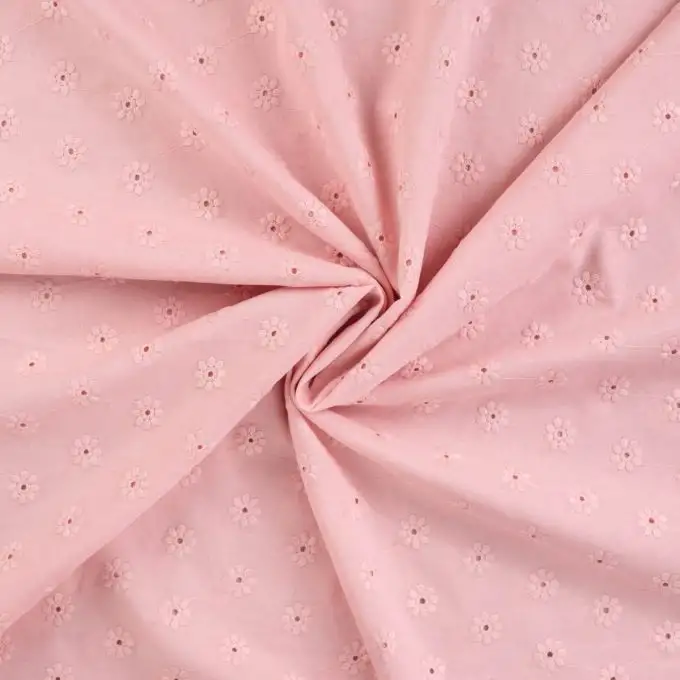 Tessuto cotone ricamato piccola margherita rosa